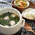 ふわふわイカだんごとパクチーのスープ。辛くないエスニック味で辛いお料理にぴったり。