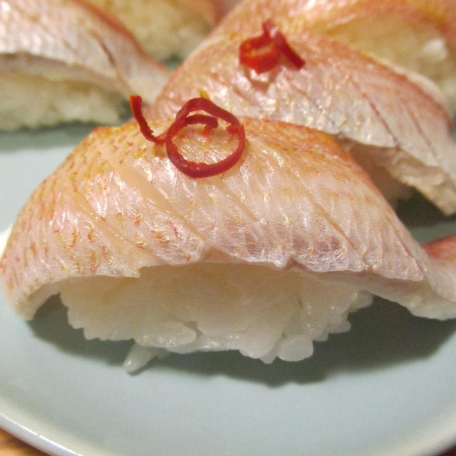 【旨魚料理】レンコの酢締めにぎり