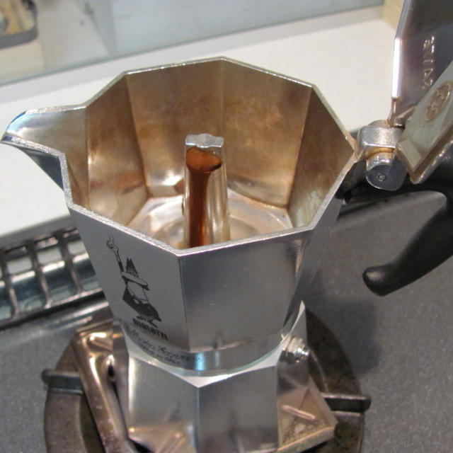 マキネッタで煎れるコーヒー