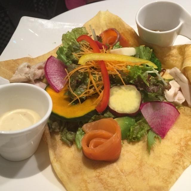 パンケーキとクレープのカフェ♪ロカンダ　阪急うめだ本店
