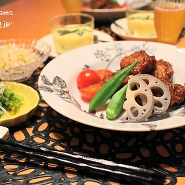 『黒胡椒唐揚げ』とストウブで『小さいおかず』の献立。