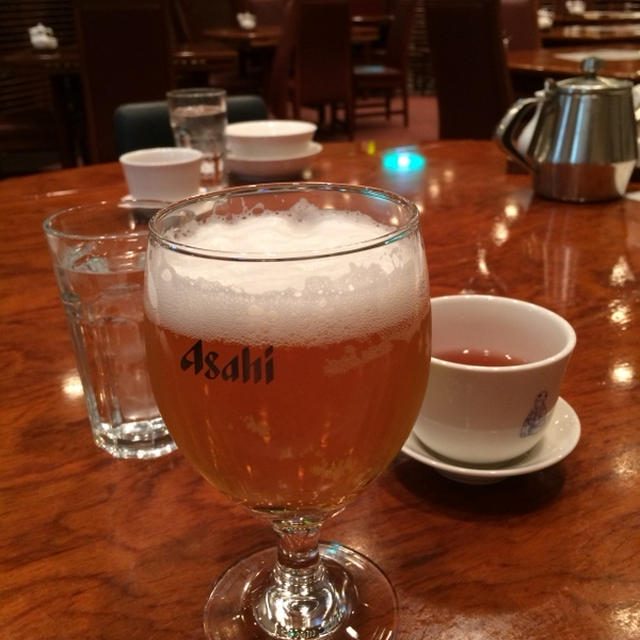 近くの中華レストランで夕食