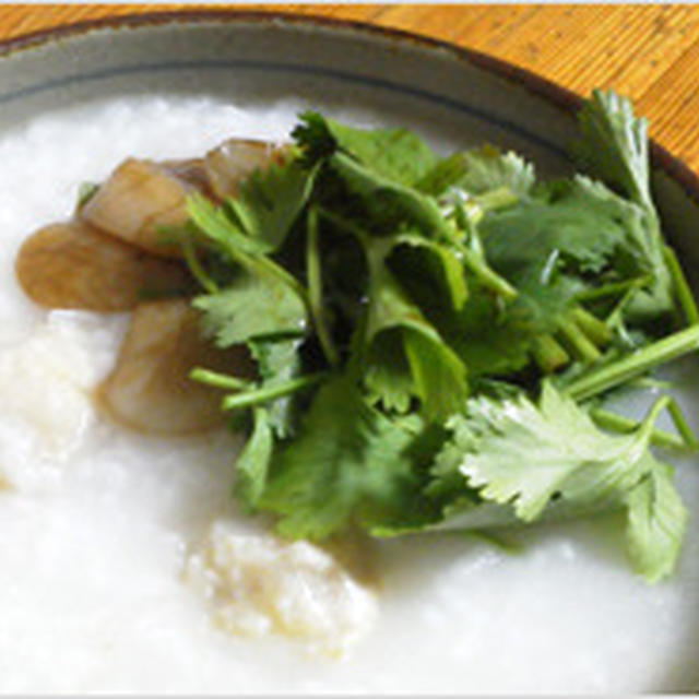 香菜たっぷりの中華風お粥
