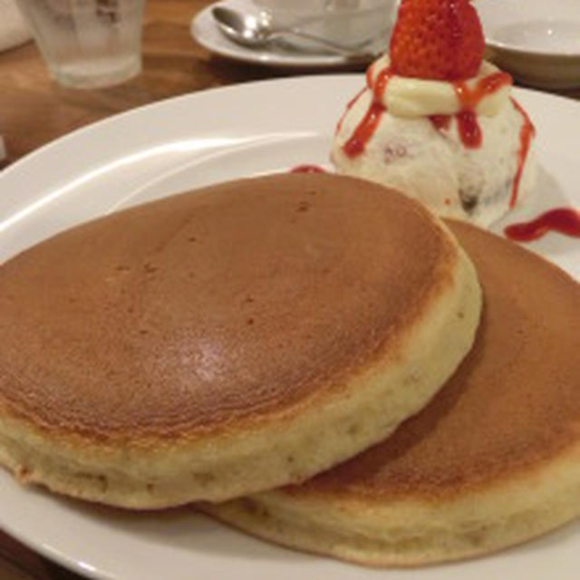 赤坂で隠れた名店のホットケーキ♪～ホットケーキパーラー　Fru-Full～