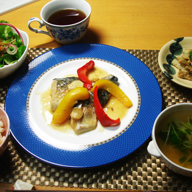 きょうの夜ごはん　さばのふっくらみそ煮 ほか