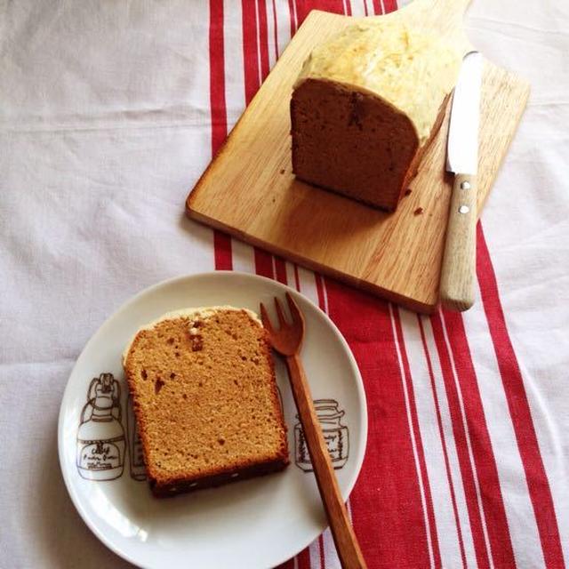 きな粉とホワイトチョコのパウンドケーキ。