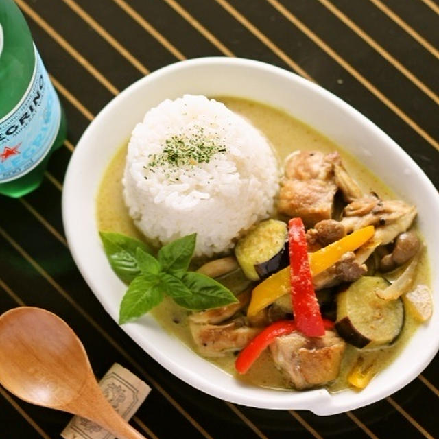 もっと早く作ればよかったぁ～お手軽！グリーンカレー