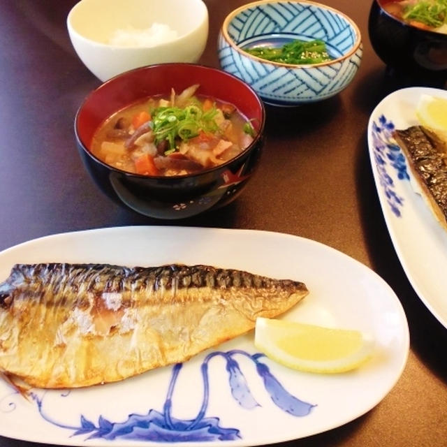 焼き鯖とわさび菜のお浸し