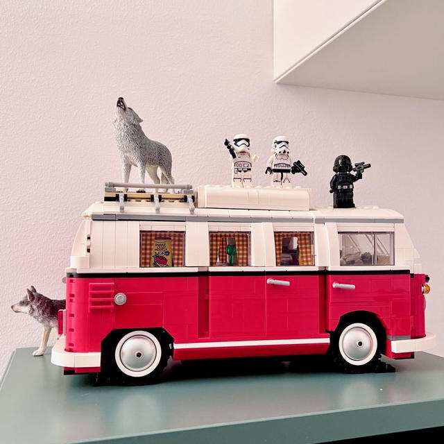 🛍️帝国軍兵士がLEGOのフォルクスワーゲン（キャンパーヴァン）でキャンプ旅行に出かけます!