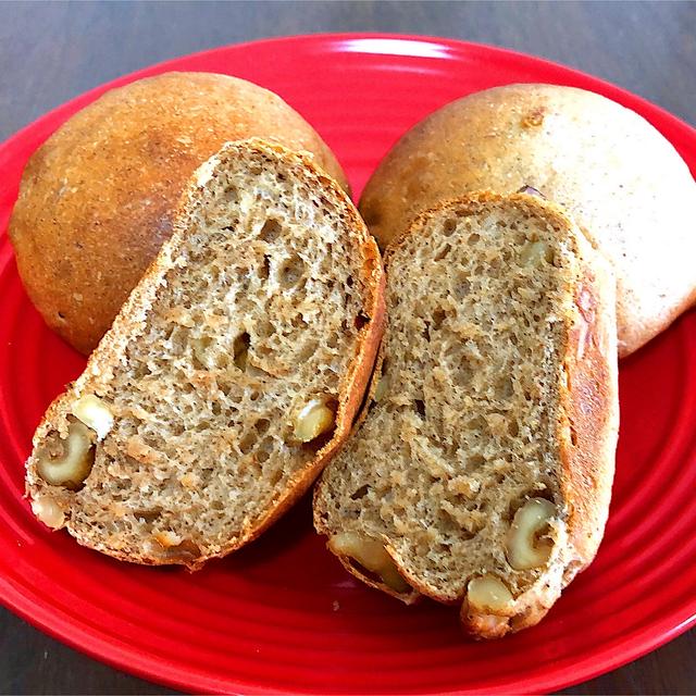 パンのご縁がひろがりました！大麦粉をつかったほんのり甘い「大麦くるみミルクパン」