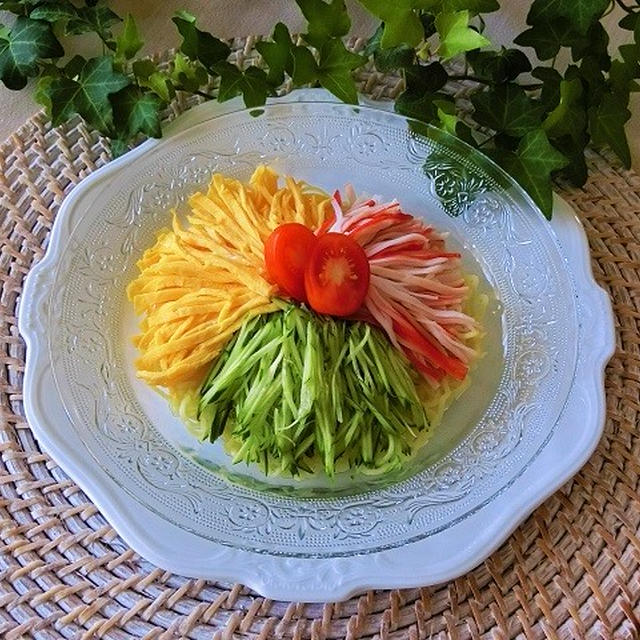 シンプル冷やし中華＊裂けてるカニカマ