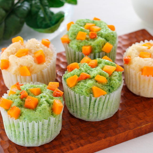 【野菜スイーツ】ふんわり♪♪ほうれん草の蒸しパン