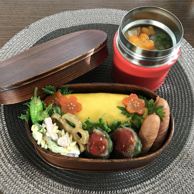 お弁当（オムライス）