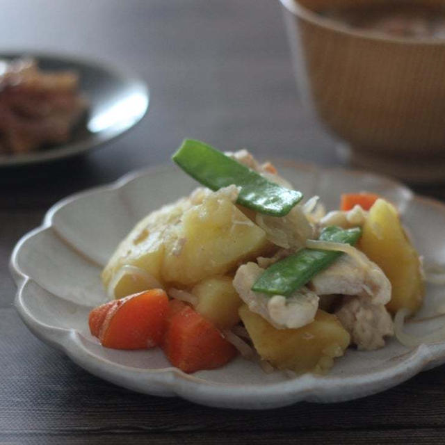 鶏むねの濃厚みそ肉じゃがとまごわやさしいダイエット献立