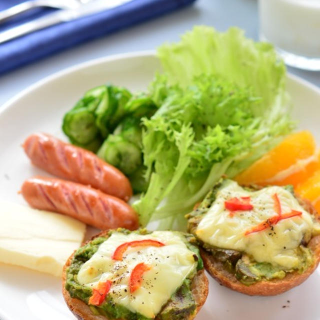 アボカド大量買いで朝ご飯