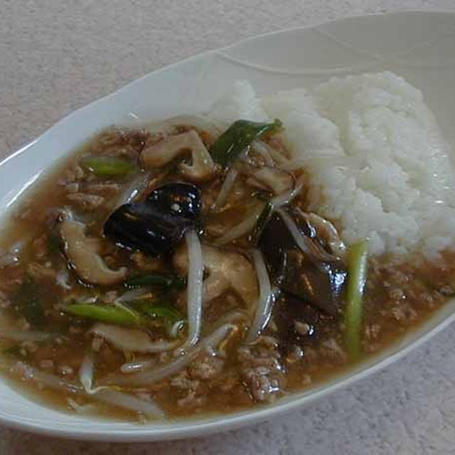 豚挽肉ともやしのオイスターソース丼