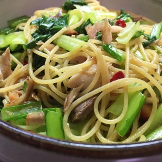 塩サバを焼いてパスタ＆牡蠣のソテー＆スノードロップ♪