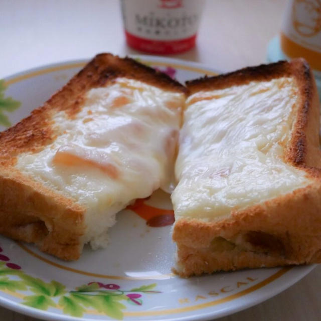 夏を惜しみつつ〈白桃ジャム＆とろけるチーズトースト〉のレシピ
