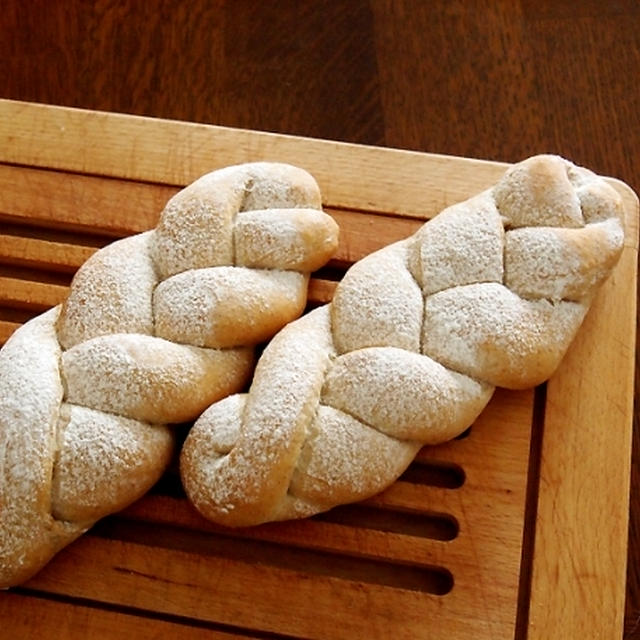 全粒粉の編み込みパンとチーズ 梅子はん By Misyaさん レシピブログ 料理ブログのレシピ満載