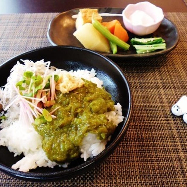 みーつけた！めかぶちゃんｄｅめかぶしらす丼☆｡.::･'ﾟ★｡.::･'ﾟ☆