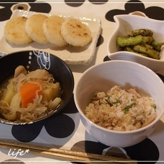 さんまのまぜご飯と肉じゃがでお夕飯