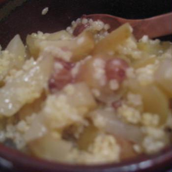 葛入りもちきびとりんご煮