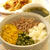 ジンジャーそぼろで4色丼