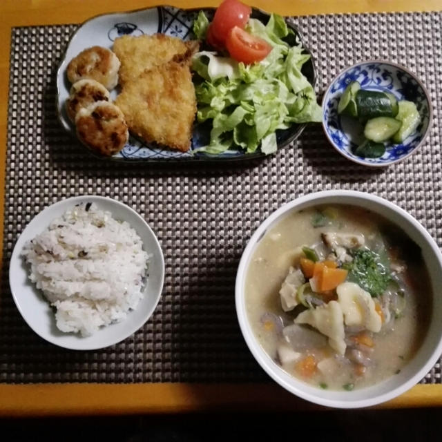 大分名物だんご汁+レンコンバーグ