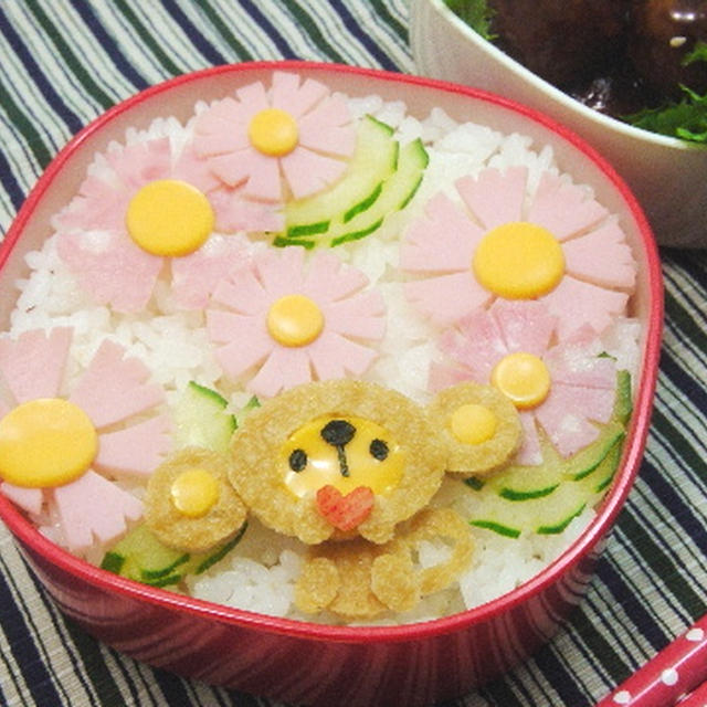 肉だんご甘酢あん＊コスモスとおさるさんのお弁当