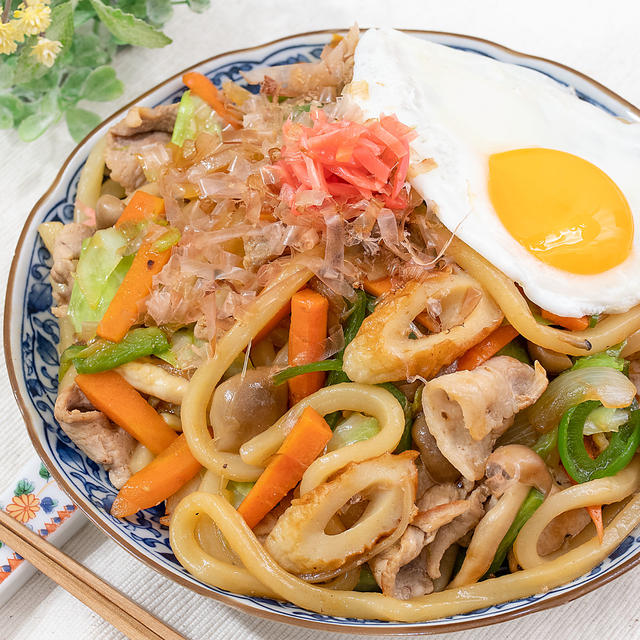 冷凍うどんとめんつゆで♪お手軽焼きうどん♡