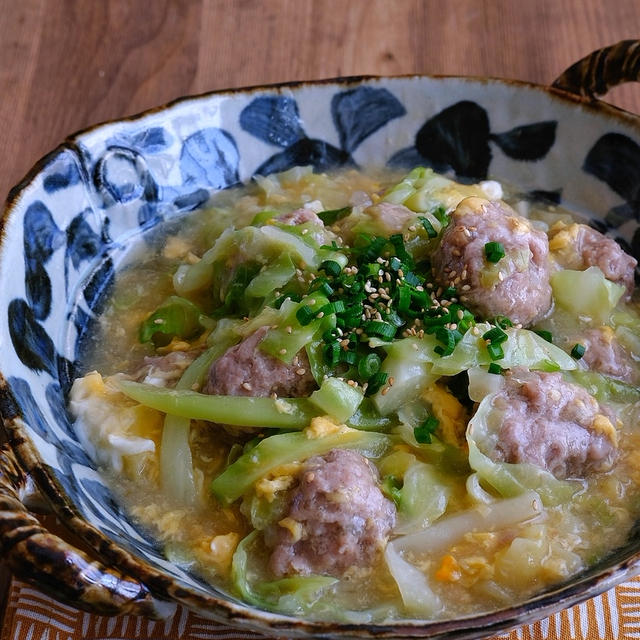 豚団子とキャベツのかき玉煮