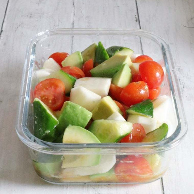彩り野菜の漬けサラダ