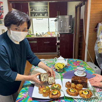 始まりましたッ‼︎チョコレートデニッシュと…