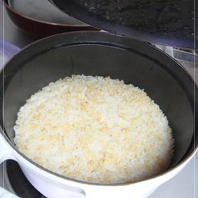 ストウブ鍋でつやつや炊飯♪