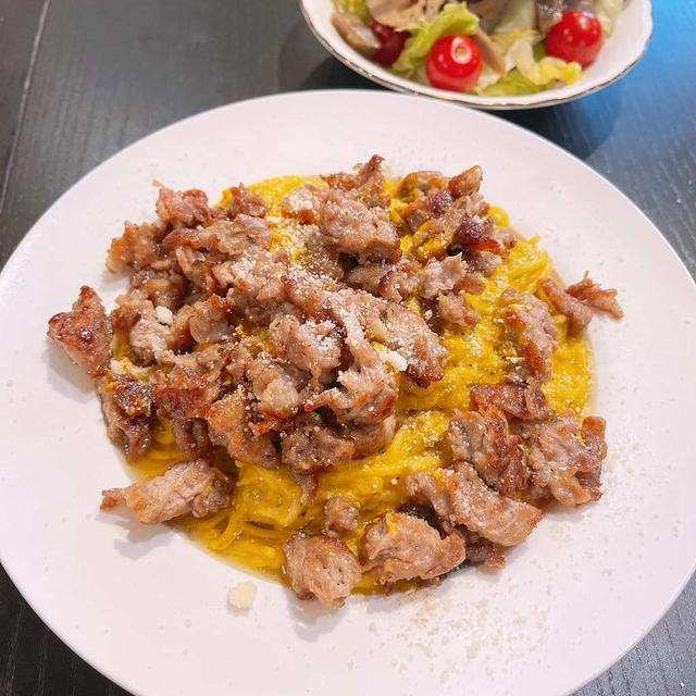 ハロウィンかぼちゃパスタです！！