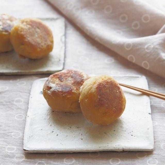 【レシピ】焼き芋で。さつまいもおやきのチーズ包みと献立