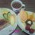 Good－morning ラビっ子のホットケーキで苺サンド＆プリンアラモード＆野菜サラダ～じゃよ