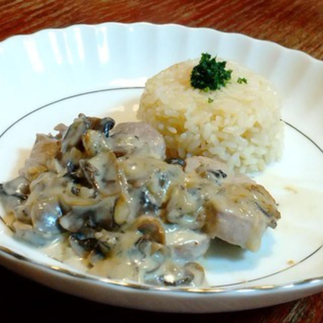 豚ヒレ肉のソテー、マッシュルームクリームソース
