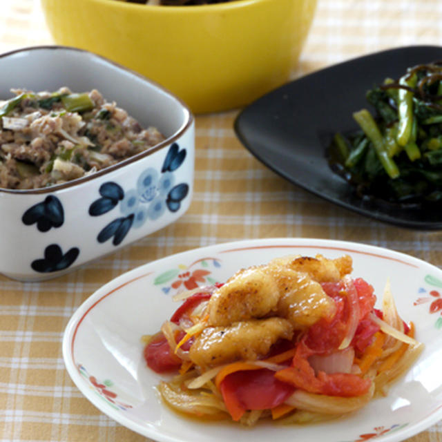 サバ缶のサバみそ味。　イカの克服メニューはコレ！の晩ご飯。