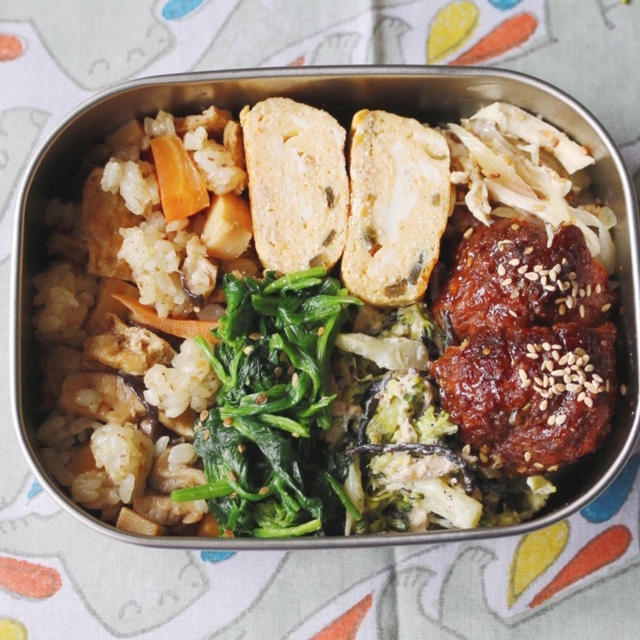 【糖質制限中】お昼休みのお花見弁当〜大きめ具材の筍ご飯〜