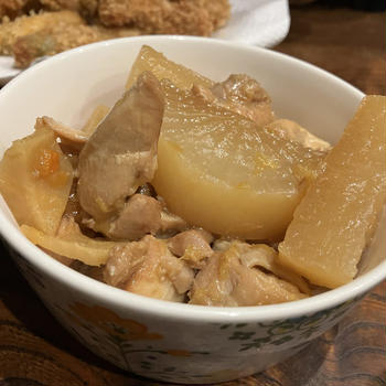 ストウブで絶品！鶏肉のマーマレード煮込み