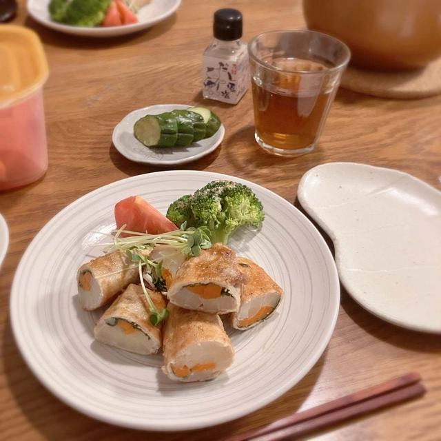 お土産の塩で各自塩むすび！　晩ごはん