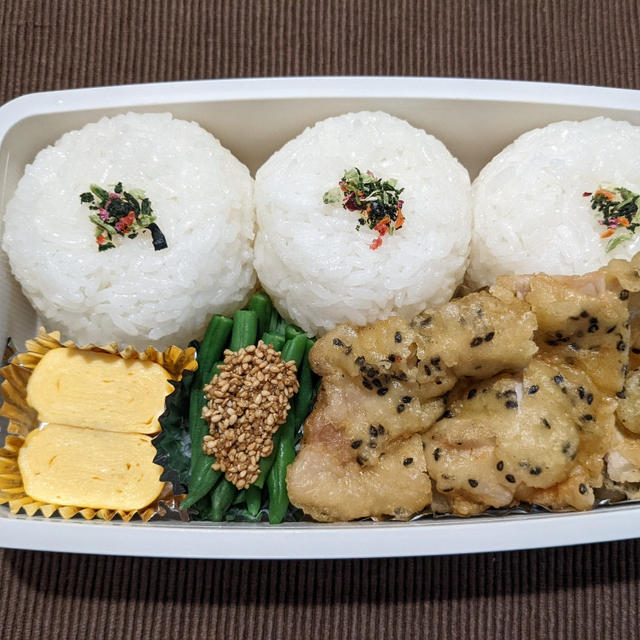 今日のお弁当　第1725号　〜とんぷらのお弁当〜