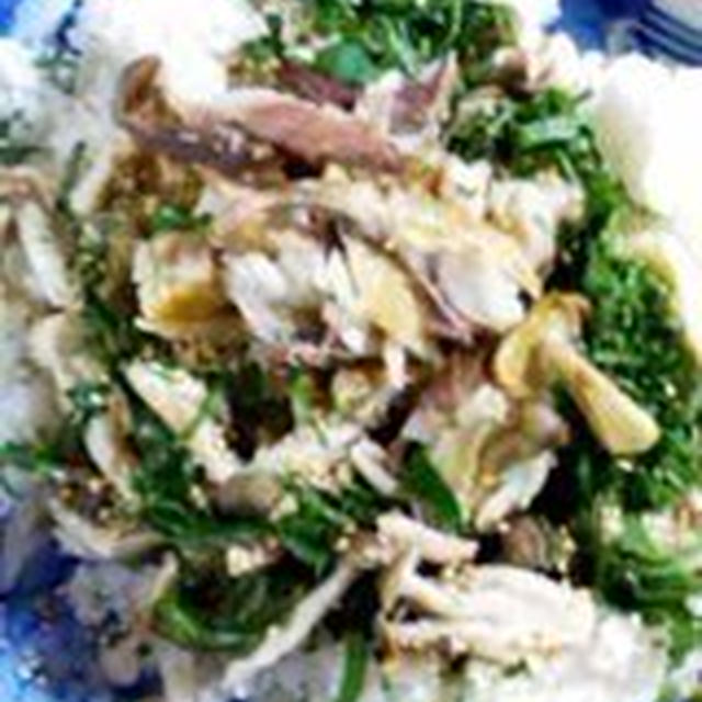 「鯵とキノコの新生姜ごはん」