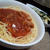 ミートソースパスタとじゃがいもとほうれん草のナンプラー炒め