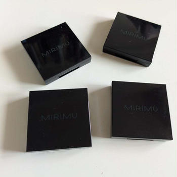 MIRIMUのアイシャドウパレット