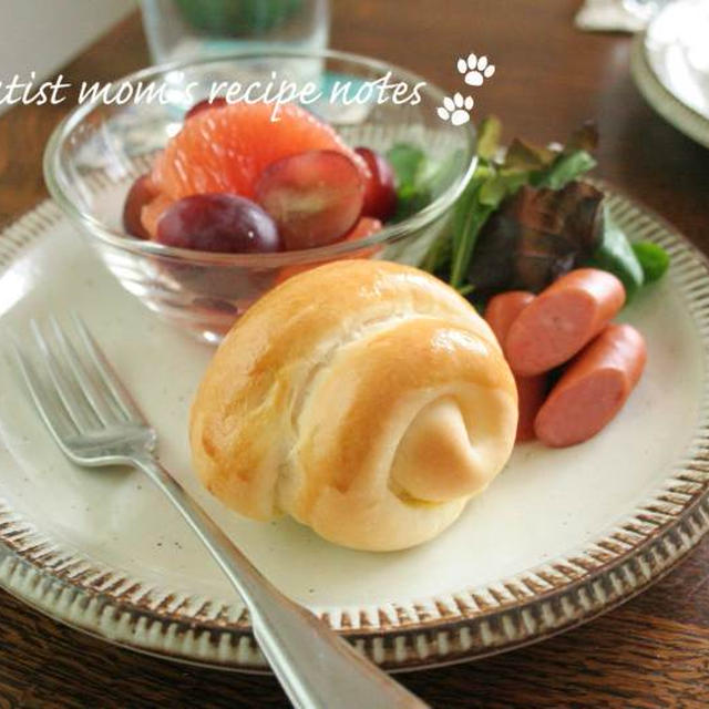 早起きして作ったパンで朝ごはん