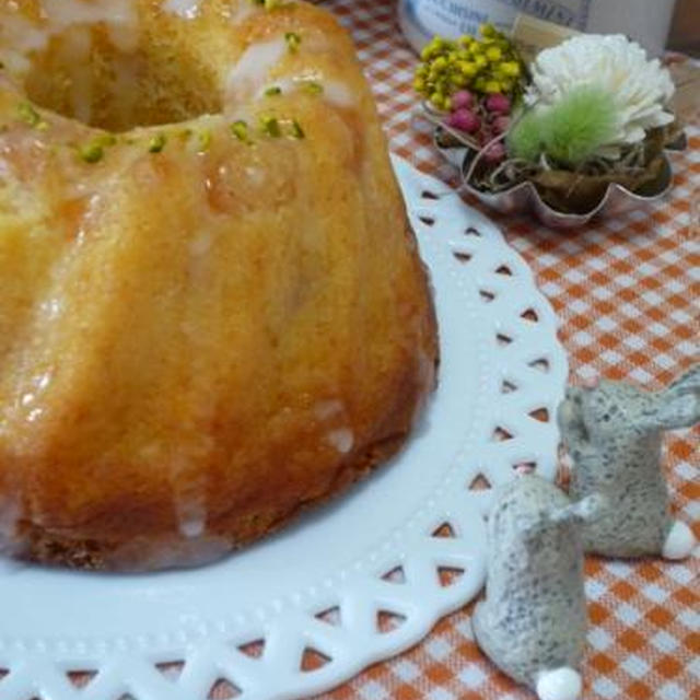 アンズケイクと、またまた届いた贈り物と・・・。