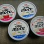 今日のアイス♪ 明治「more ストロベリー / more ホワイト」でヘルシーなおやつタイム♪