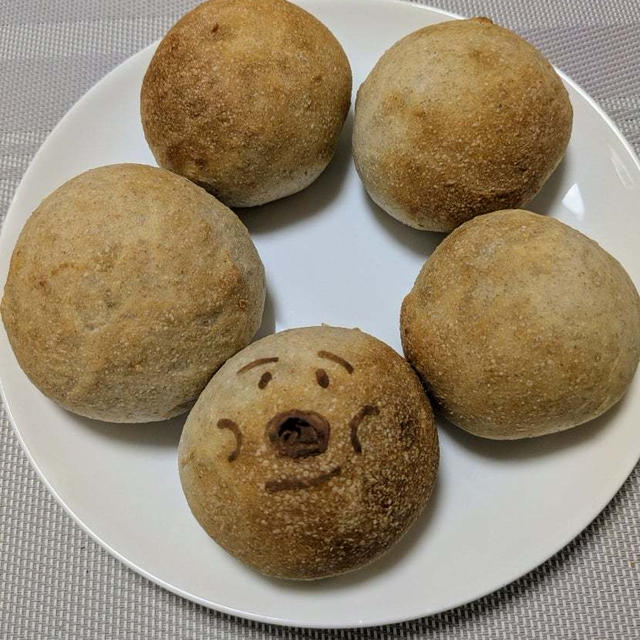 アンパンマン現れる。